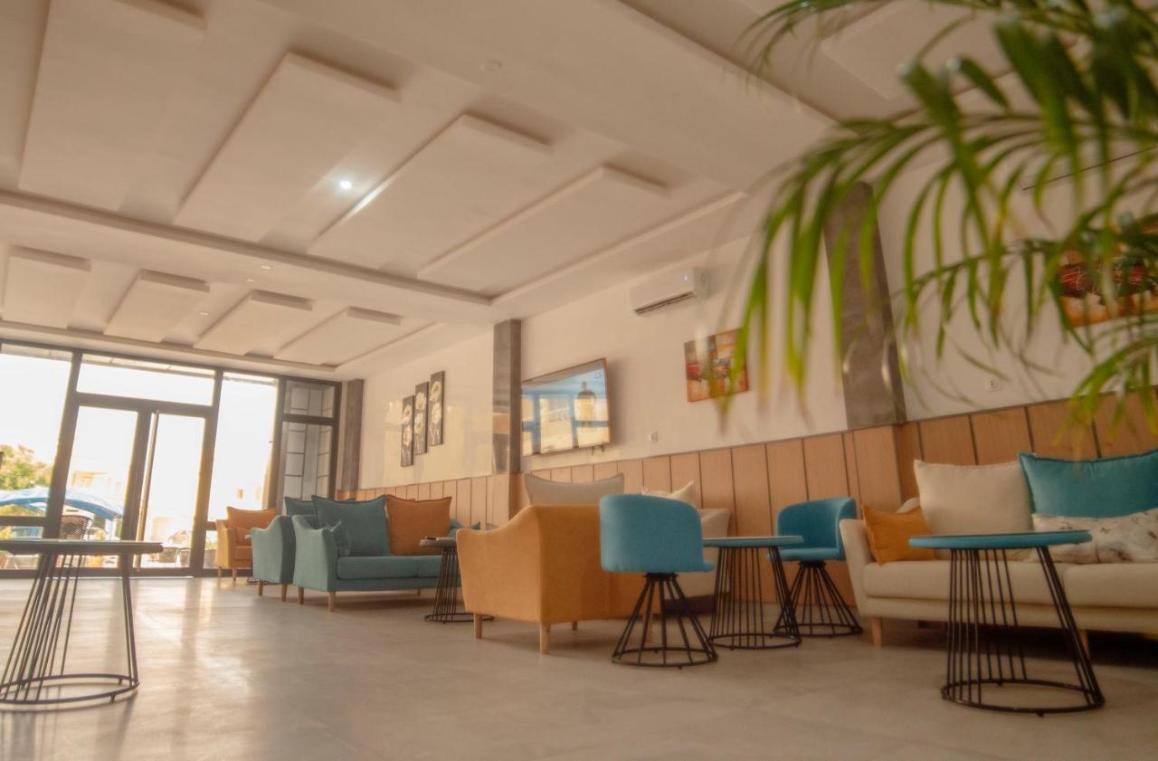 Urban Hotel Нуакшот Экстерьер фото