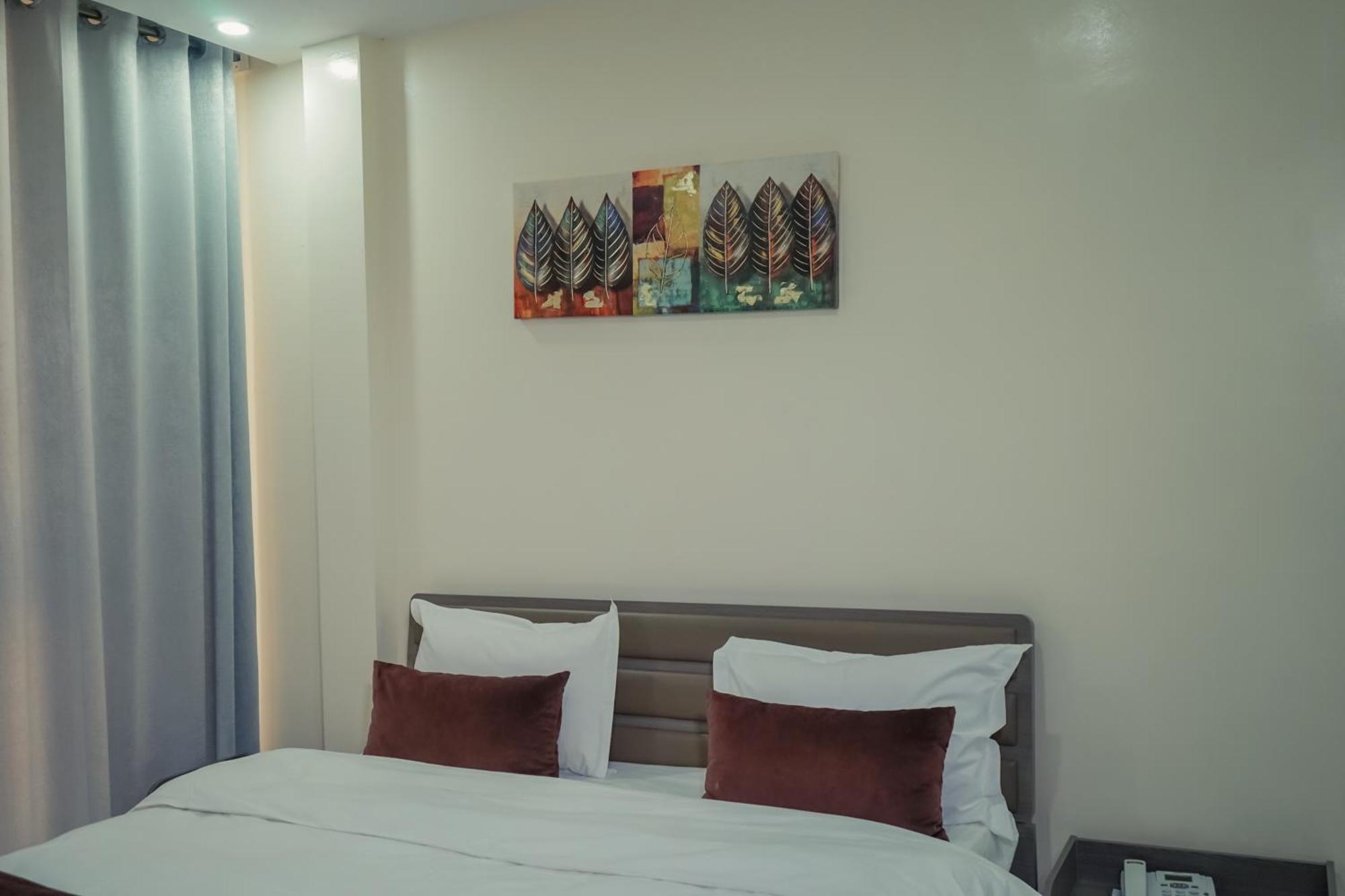 Urban Hotel Нуакшот Экстерьер фото